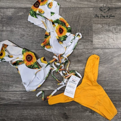 Vackutliv Ruffle Tie Bikini Swimsuit Size S