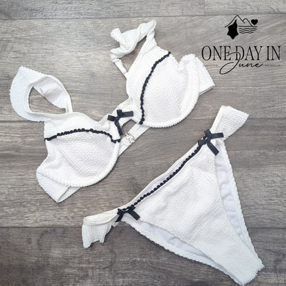CharmLeaks Smocked Underwire Ruffle Bow Bikini Swimsuit White Black Size L