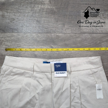 Old Navy Taylor Extra High Rise Shorts Size L