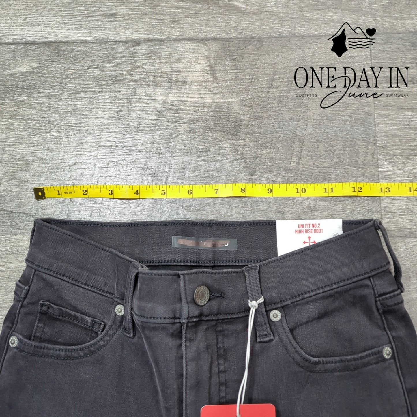 Lucky Brand High Rise Boot Jeans Size 2
