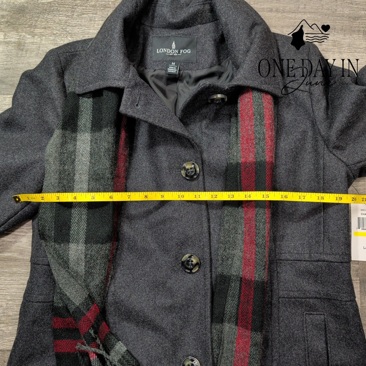 London Fog Wool Blend Pea Coat Plaid Scarf Charcoal Gray NWT Size M