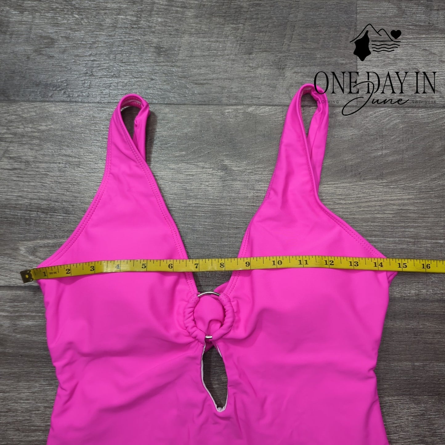 CharmLeaks Ring Front Twist Back High Cut One Piece Swimsuit Size L