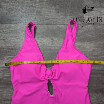 CharmLeaks Ring Front Twist Back High Cut One Piece Swimsuit Size L