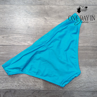 A.Che Moderate Bikini Bottoms Size XL