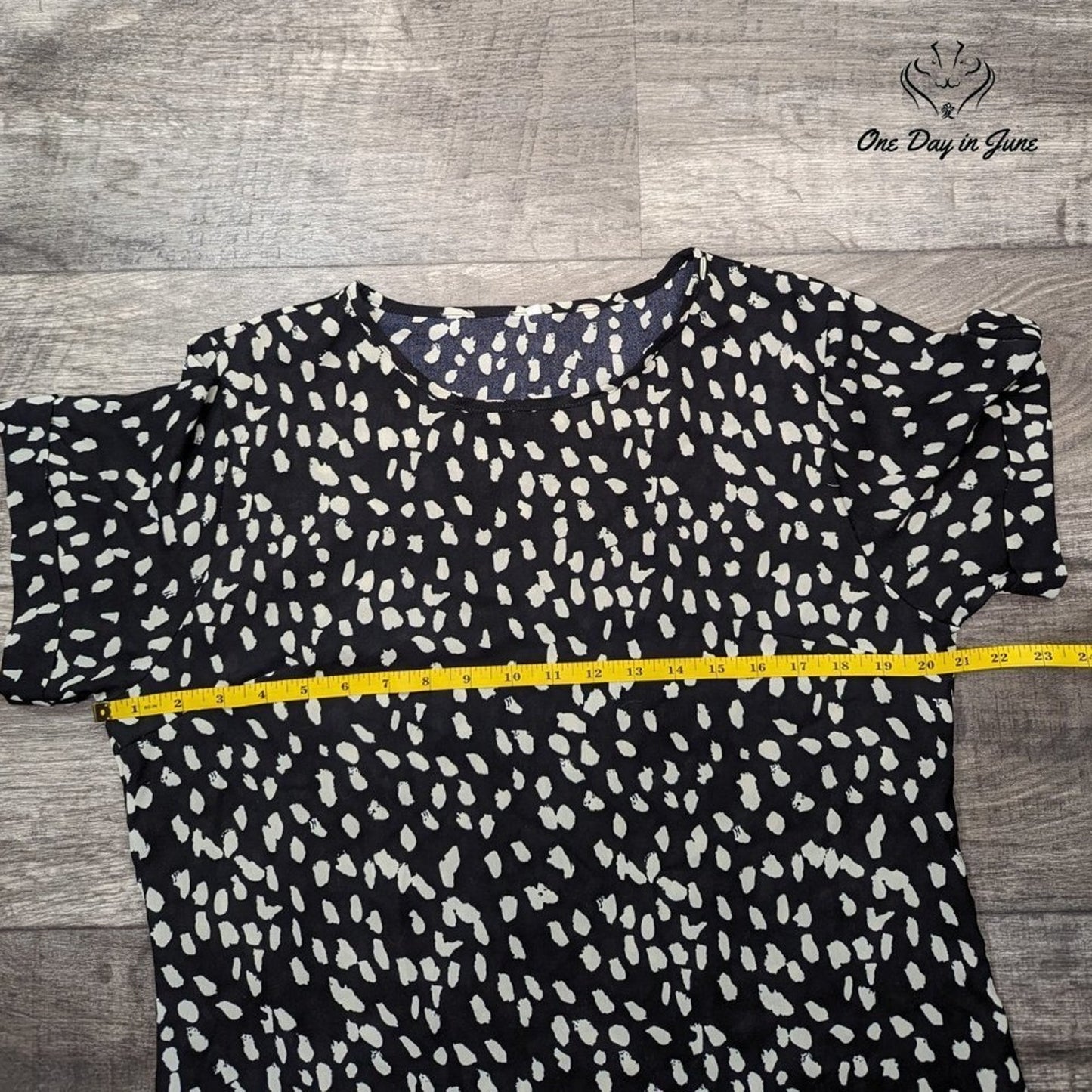 Romwe Short Sleeve Mini Dress Size L