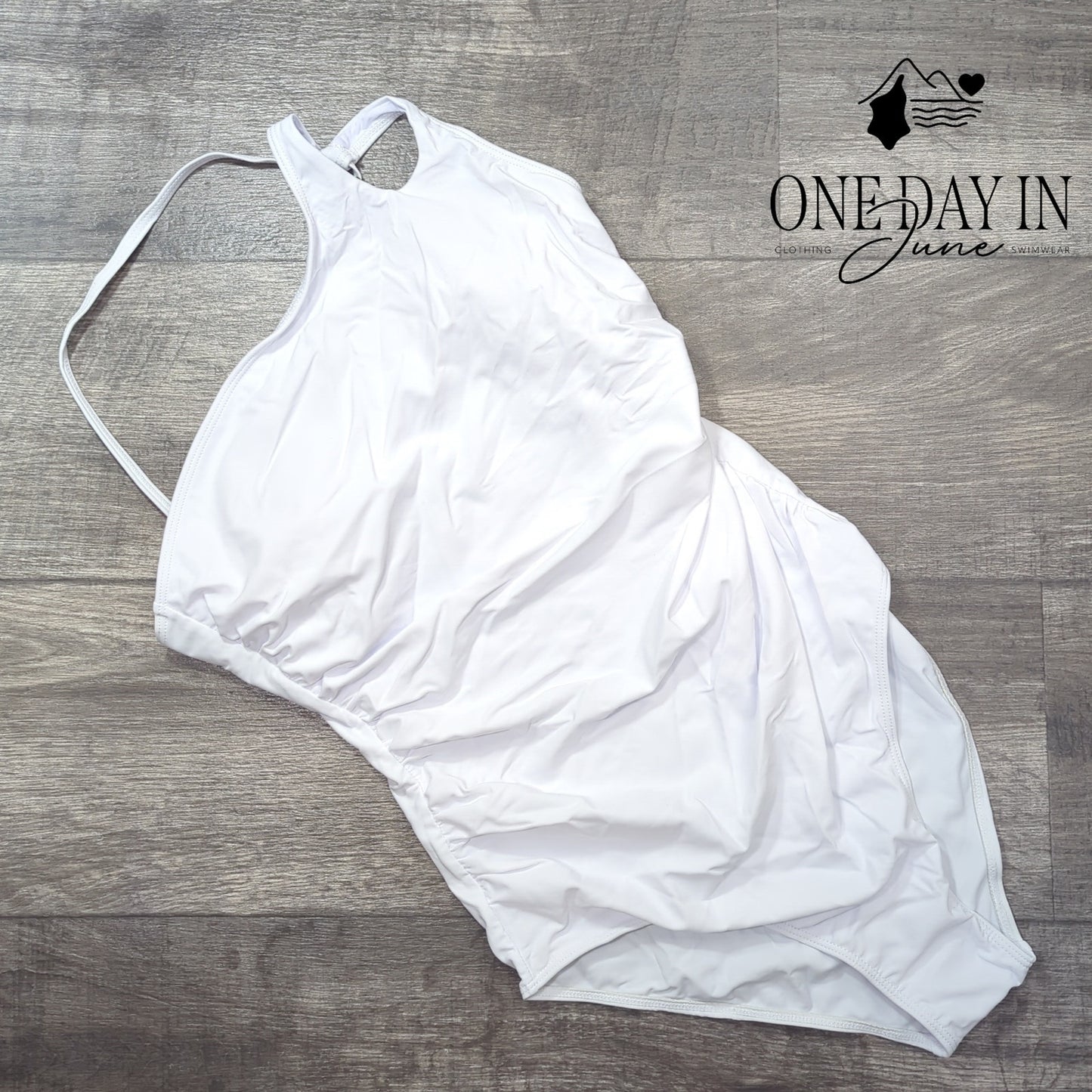 CharmLeaks One Shoulder One Piece Swimsuit Size L