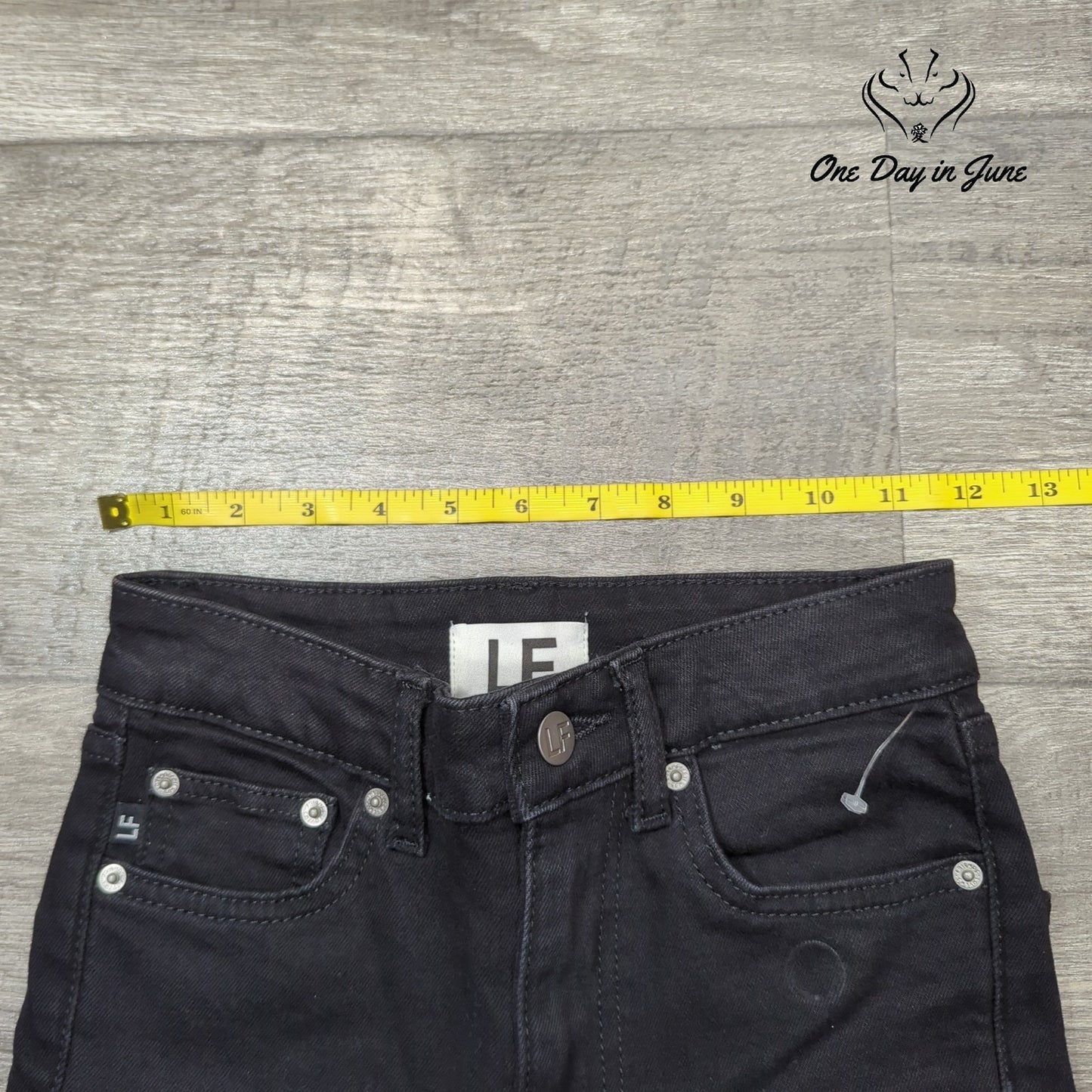 Lovers And Friends Distressed Skinny Jeans Black Ripped Knee NWT Size 23 (00)