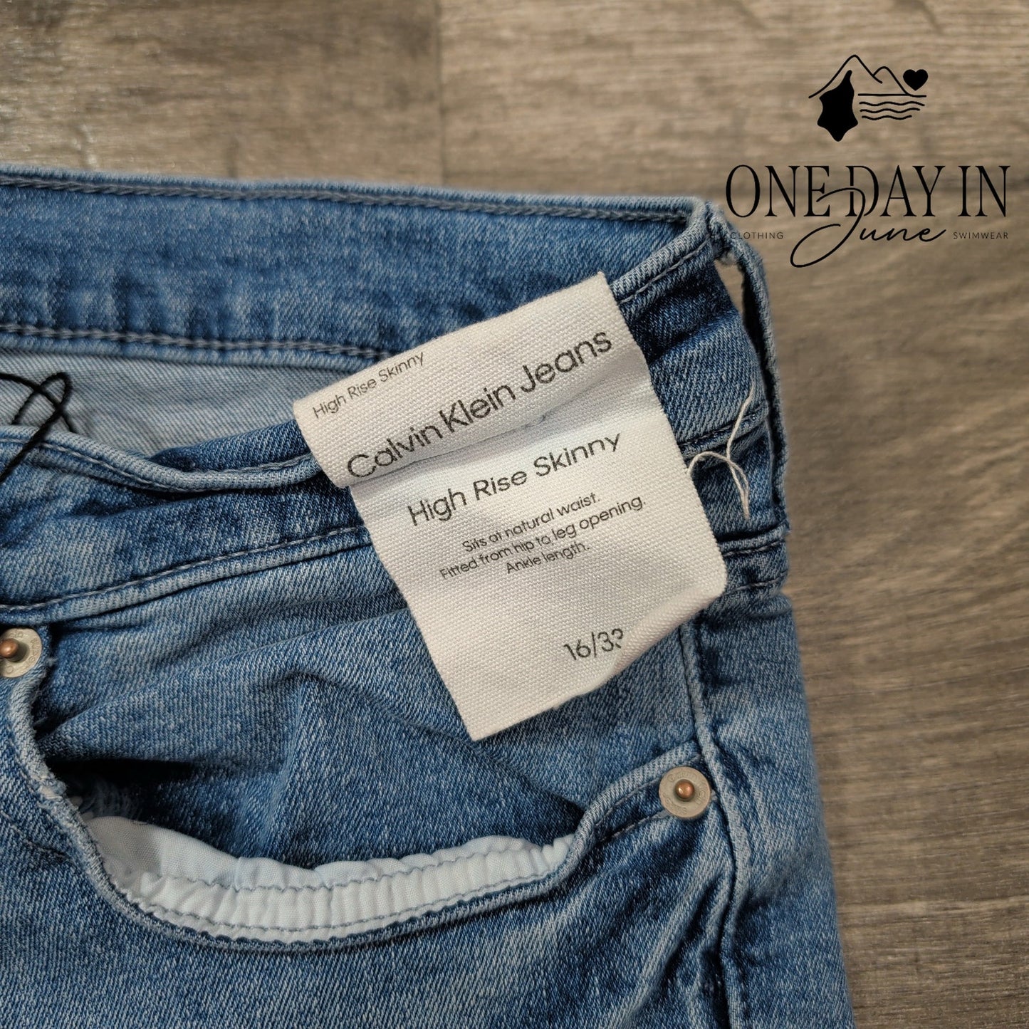 Calvin Klein High Rise Skinny Jeans Size 16