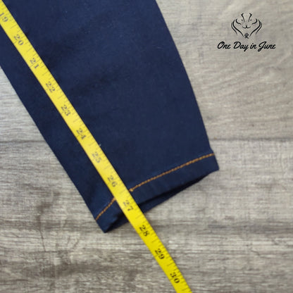 Tahari Plus Size Charlotte Double Button Skinny Jeans Size 14W