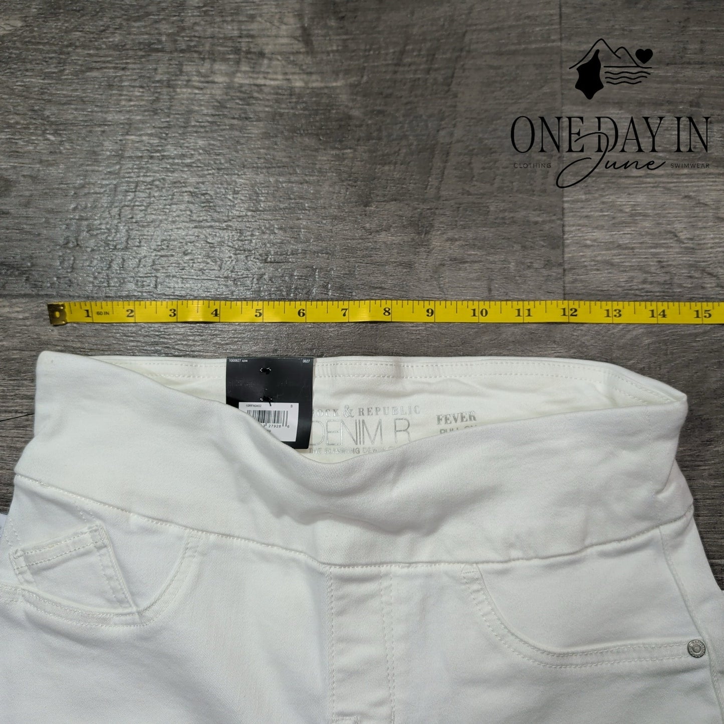 Rock & Republic Fever Capri Jeans Size 8