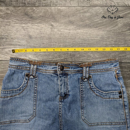 Daisy Fuentes Denim Mini Skirt Size 6