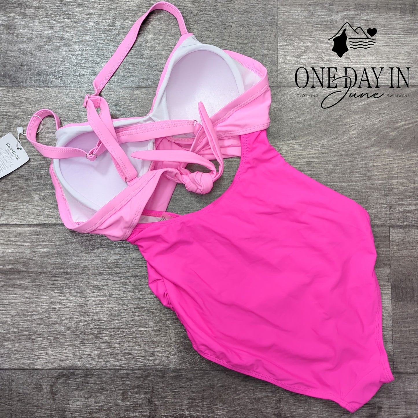 Eomenie Cross Front Cut Out One Piece Swimsuit Size S