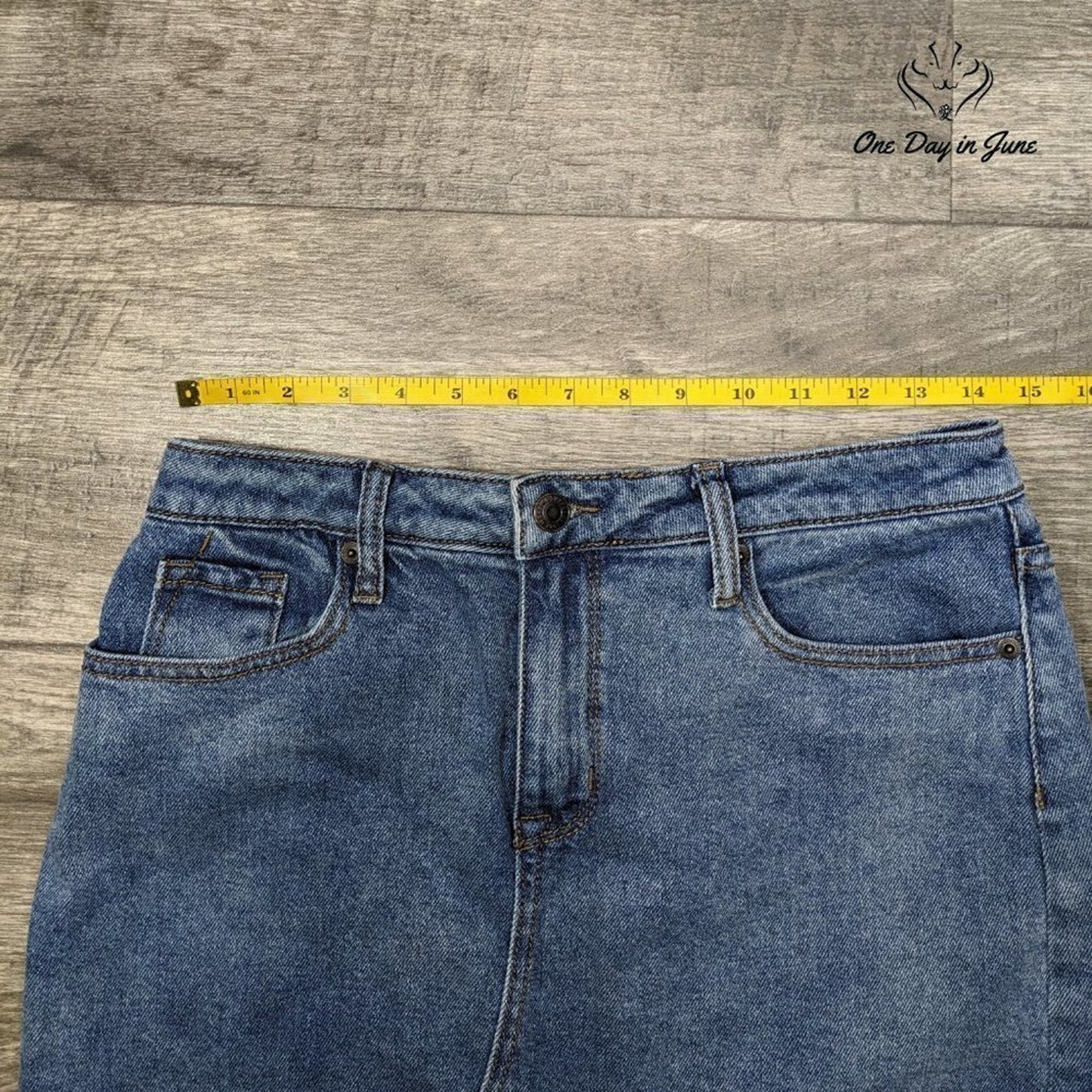 Mossimo Denim Mini Skirt Size 8