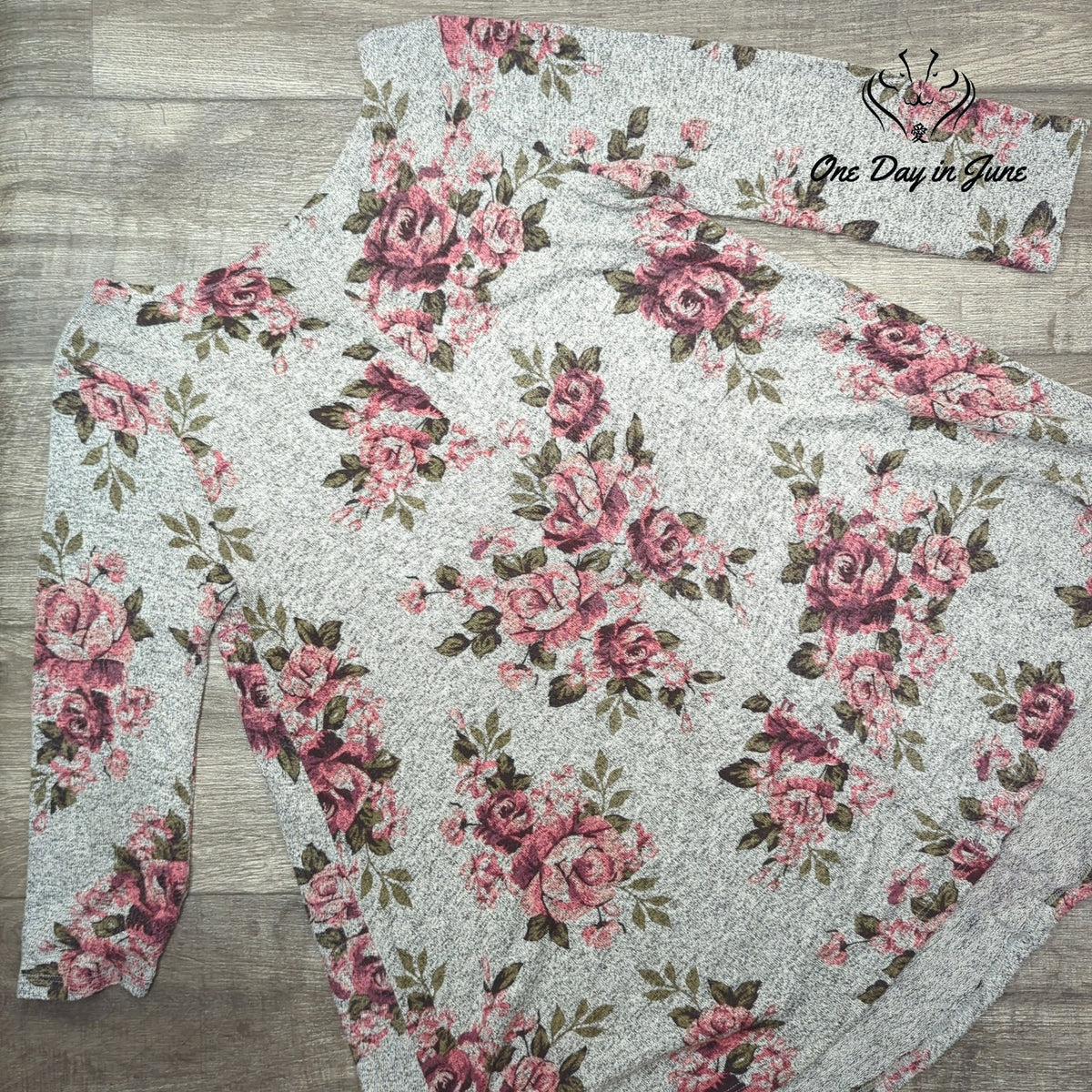 Altar'd State Floral Sweater Dress Gray Pink Rose Print Long Sleeve Size L