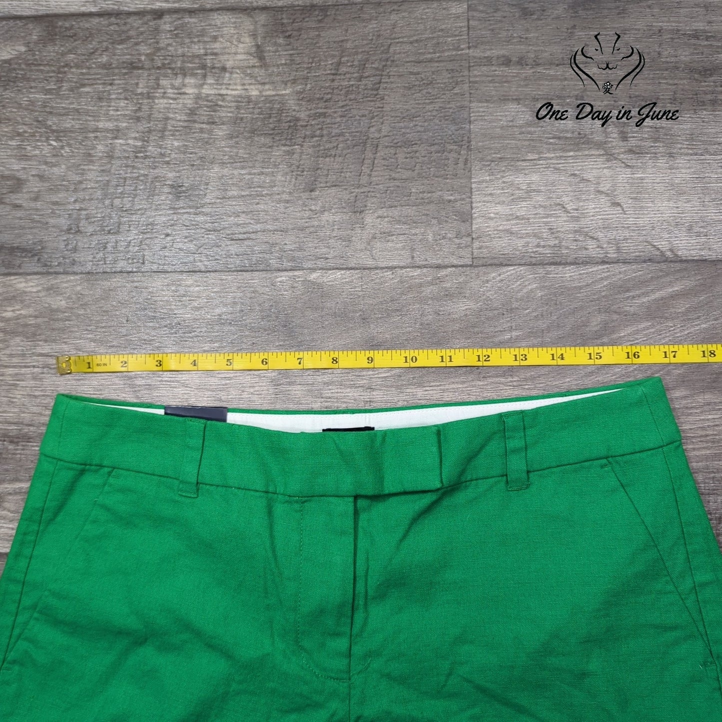 J. Crew Scallop Edge Flat Front Shorts Size 8