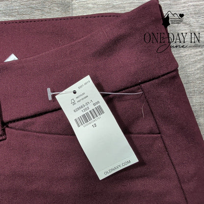 Old Navy High Rise Pixie Skinny Pants Burgundy NWT Secret Smooth Size 12