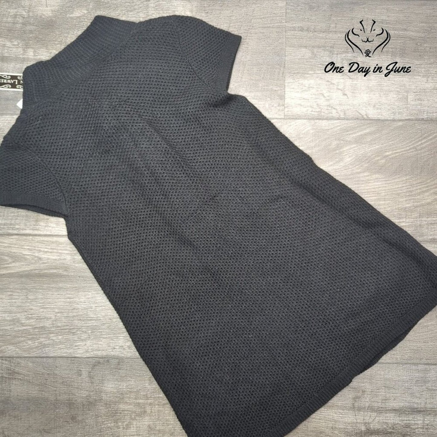 Susan Lawrence Short Sleeve Open Front Cardigan Sweater Black NWT Size S