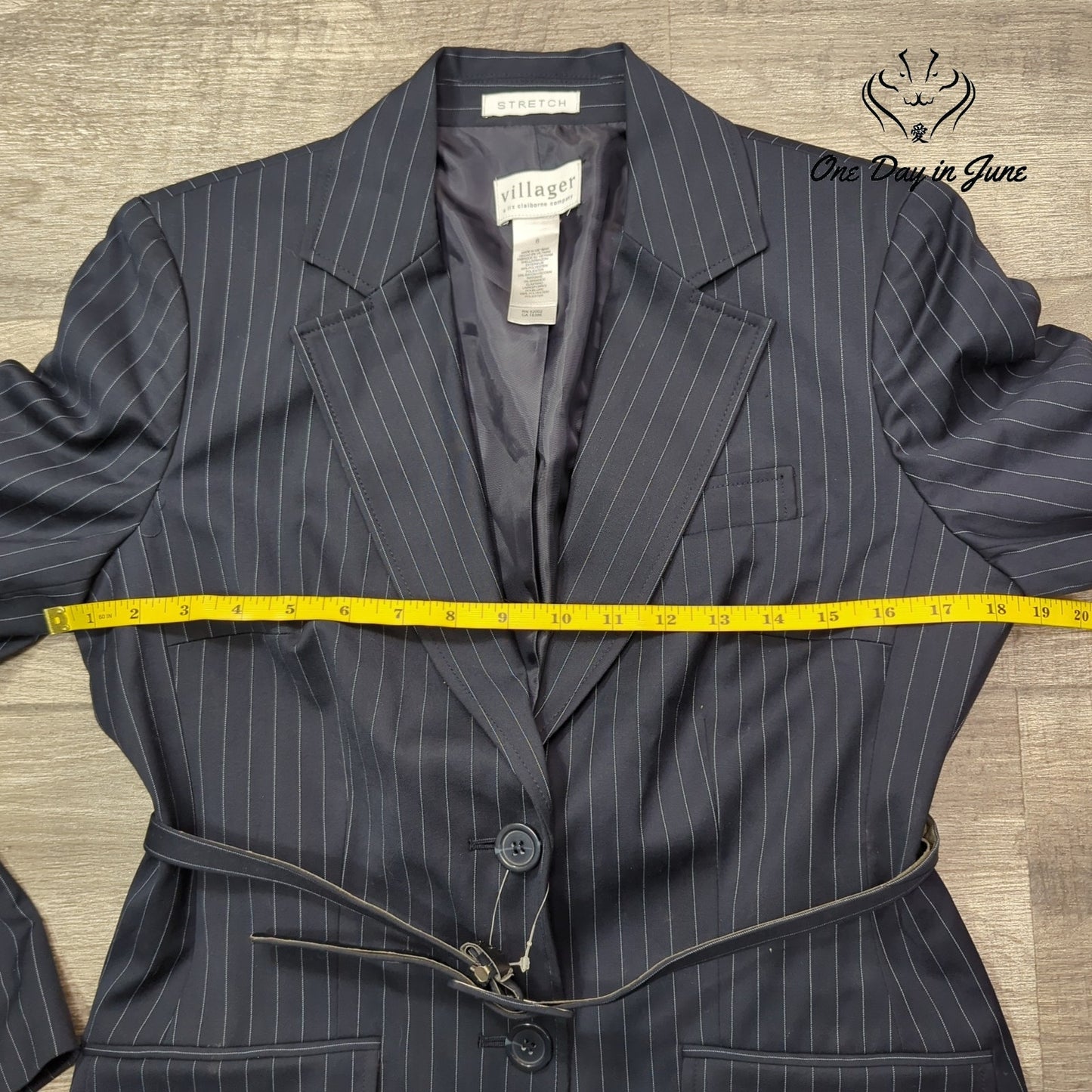 Villager Liz Claiborne Pinstripe Belted Blazer Navy Stretch NWT Size 6