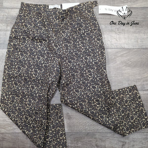 Chaus Stretch Side Zip Capri Pants Size 8