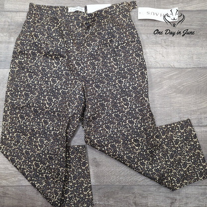 Chaus Stretch Side Zip Capri Pants Size 8