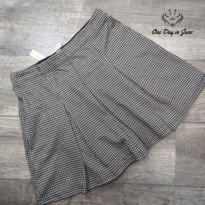 Max Studio Pul On Pleated Skirt Size L