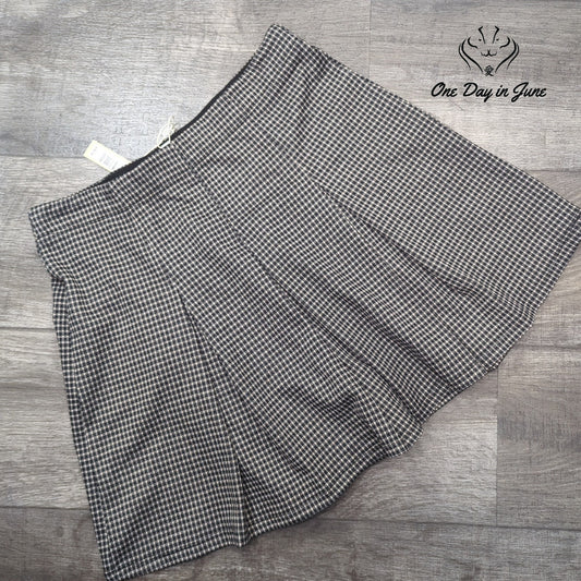 Max Studio Pul On Pleated Skirt Size L