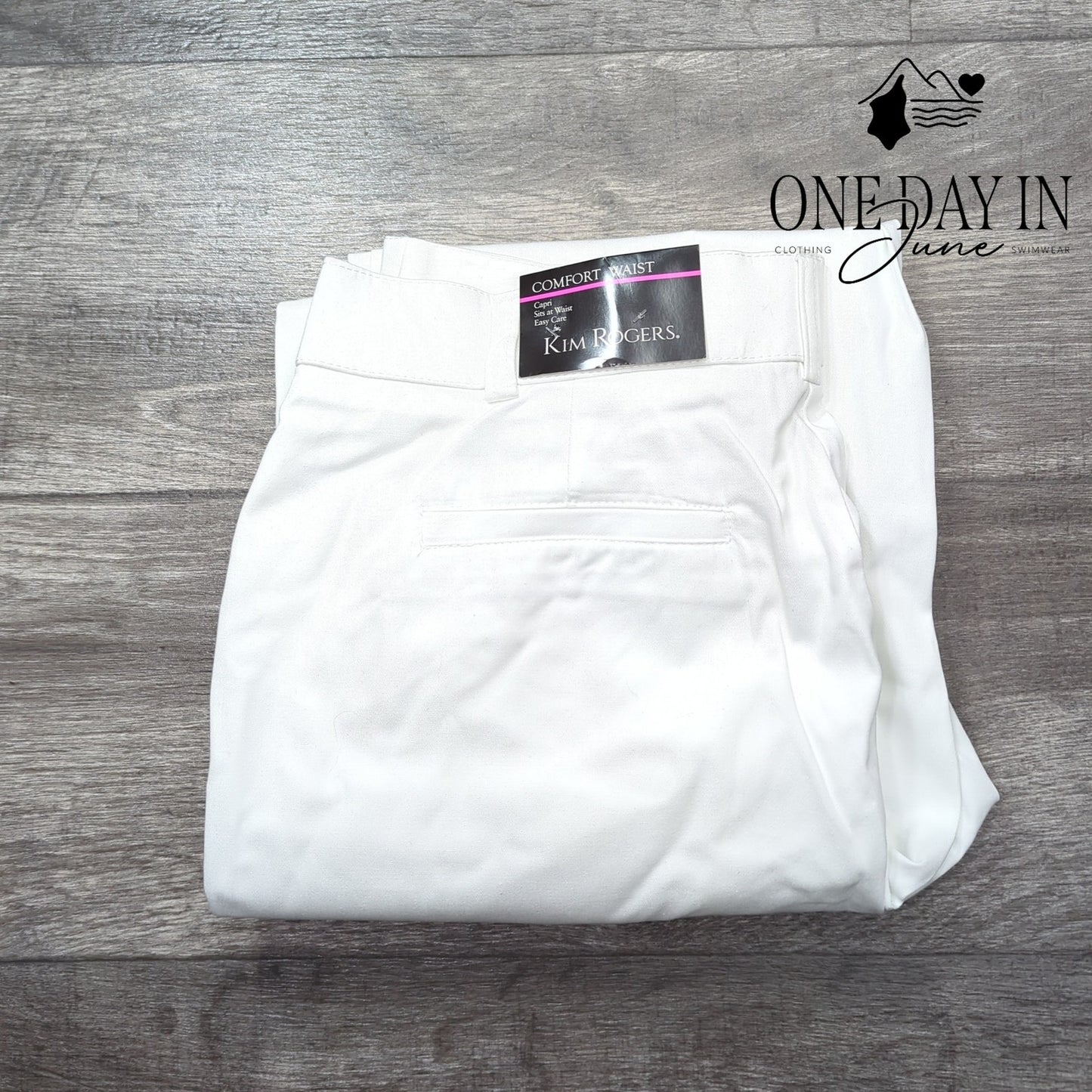 Kim Rogers Comfort Waist Capri Pants White Stretch Easy Fit NWT Size 12