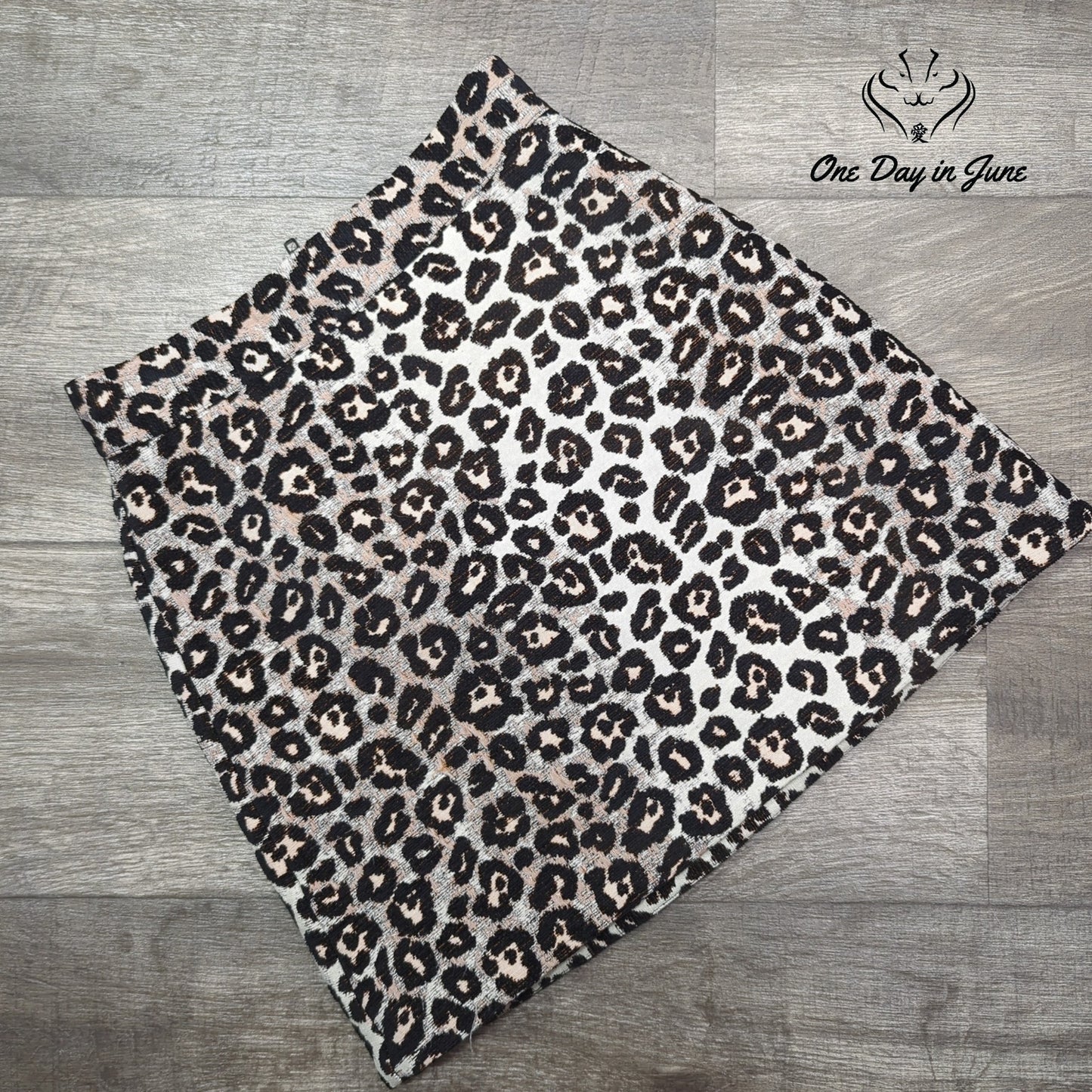 Topshop Leopard Jacquard Mini Skirt Metallic Animal Print Textured Size 2