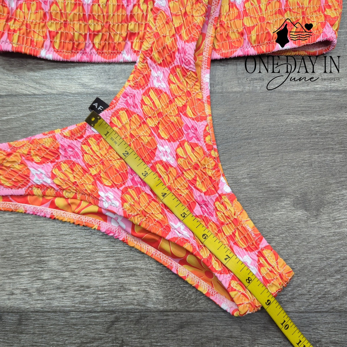 Volafa Smocked Crop Bikini Swimsuit Pink Orange Floral Two Piece Size M