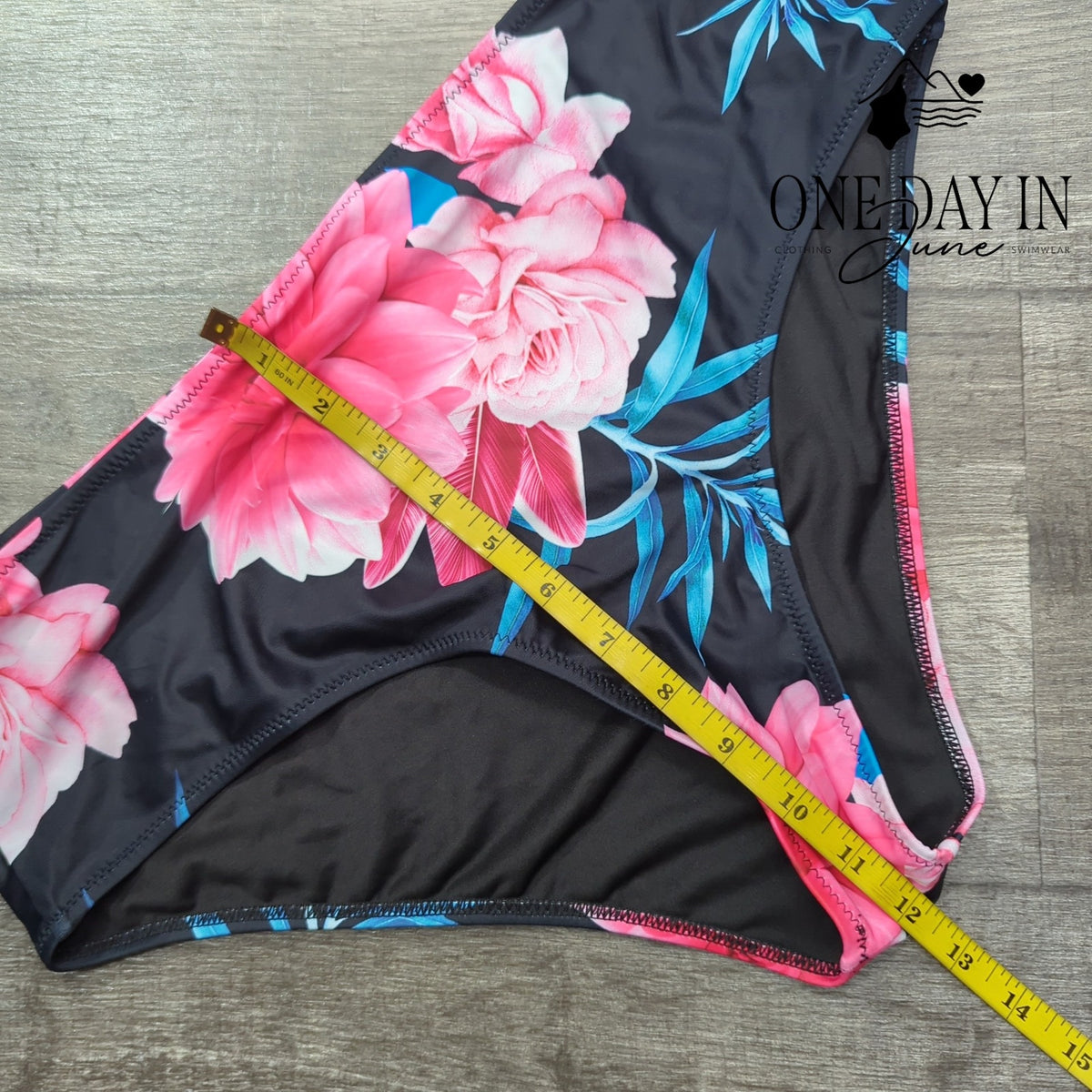 Beachsissi V Neck Tummy Control Tankini Swimsuit Black Floral NWT Size XL