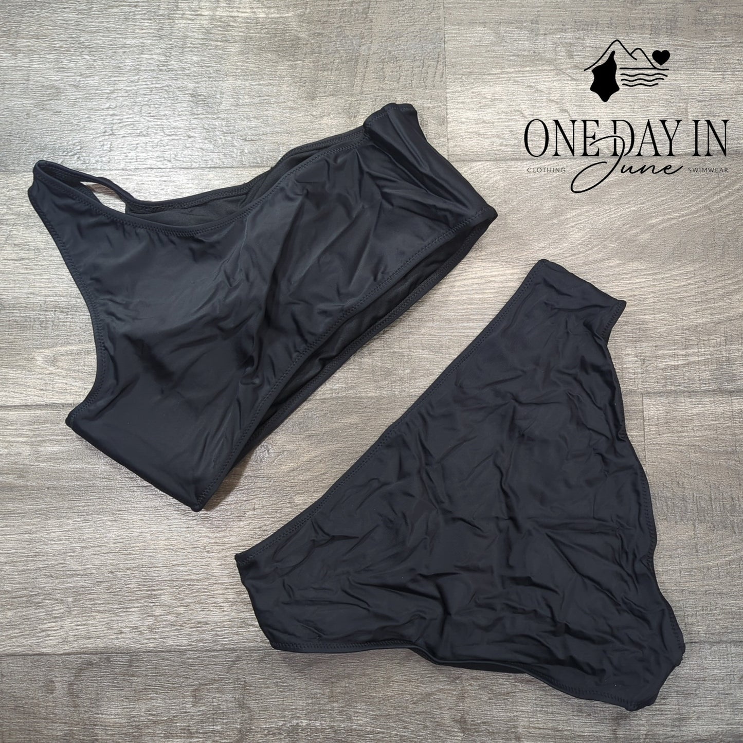 CharmLeaks One Shoulder Bikini Swimsuit Size XL