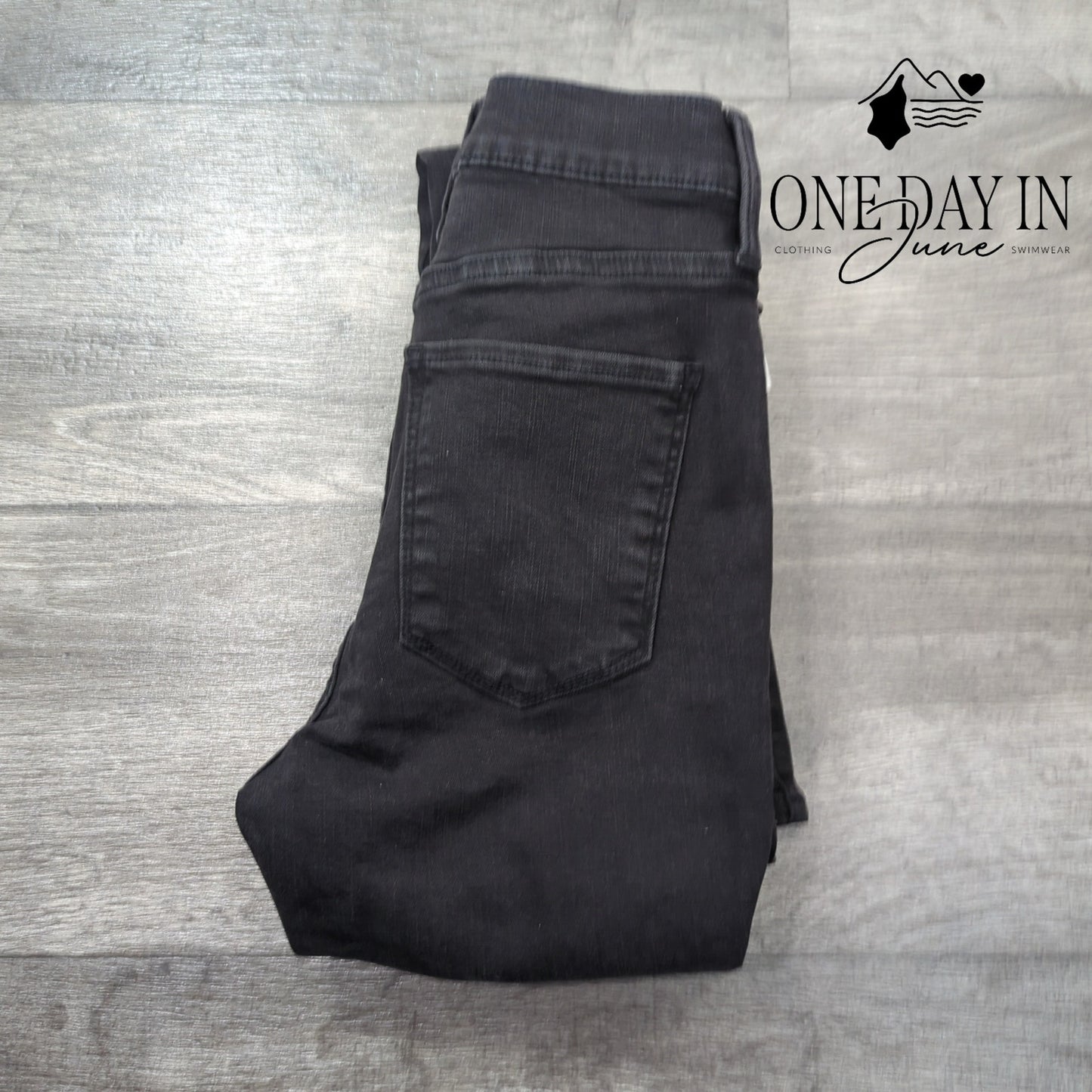 Lucky Brand Unifit Skinny Jeans Size 2
