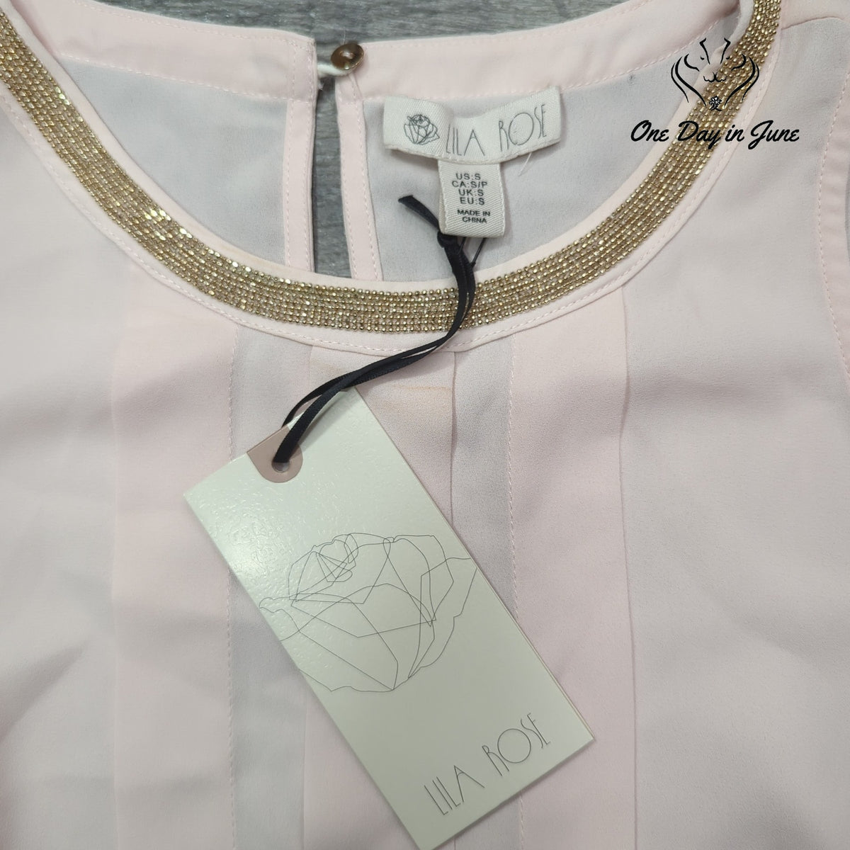 Lila Rose Beaded Neck Sleeveless Blouse Blush Pink Pleated NWT Size S