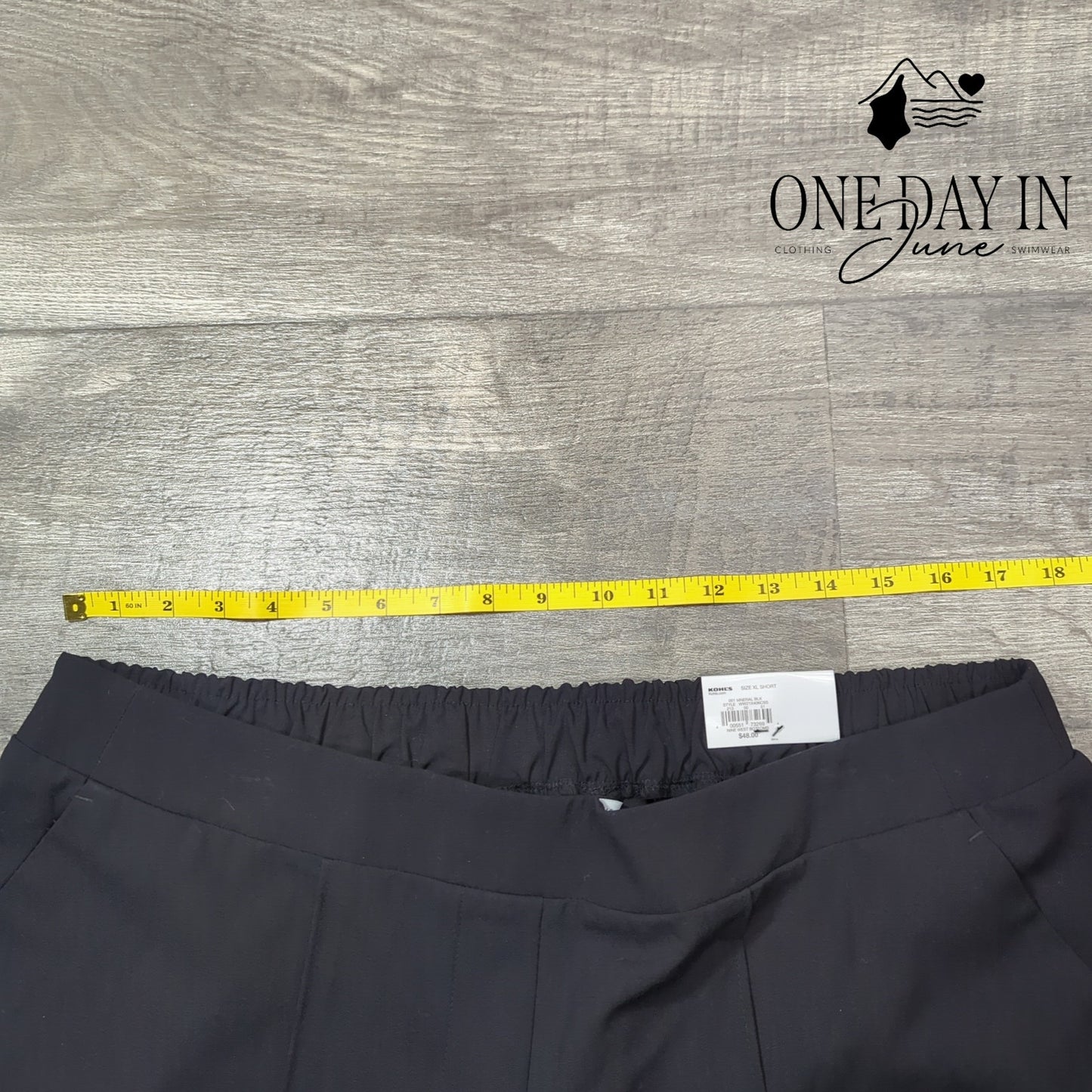Nine West Mid Rise Curvy Crop Pants Size XL Short