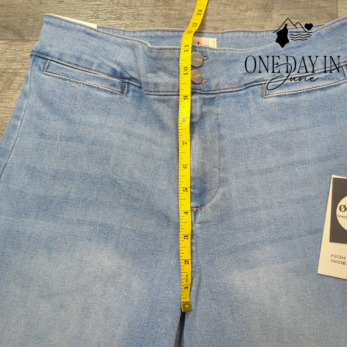 Odyn High Rise Wide Leg Jeans Light Wash NWT Size 6