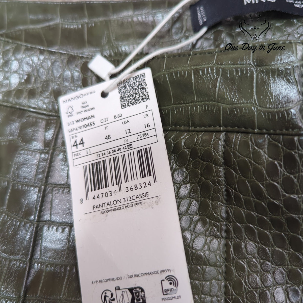 MNG Mango Cassie Faux Croc Leather Straight Leg Pants Olive Green NWT Size 12