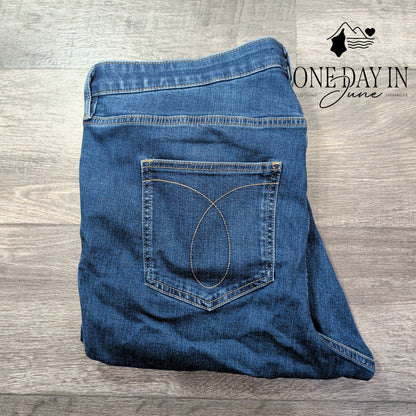 Calvin Klein Plus Size Mid Rise Skinny Distressed Jeans Blue NWT Size 20W
