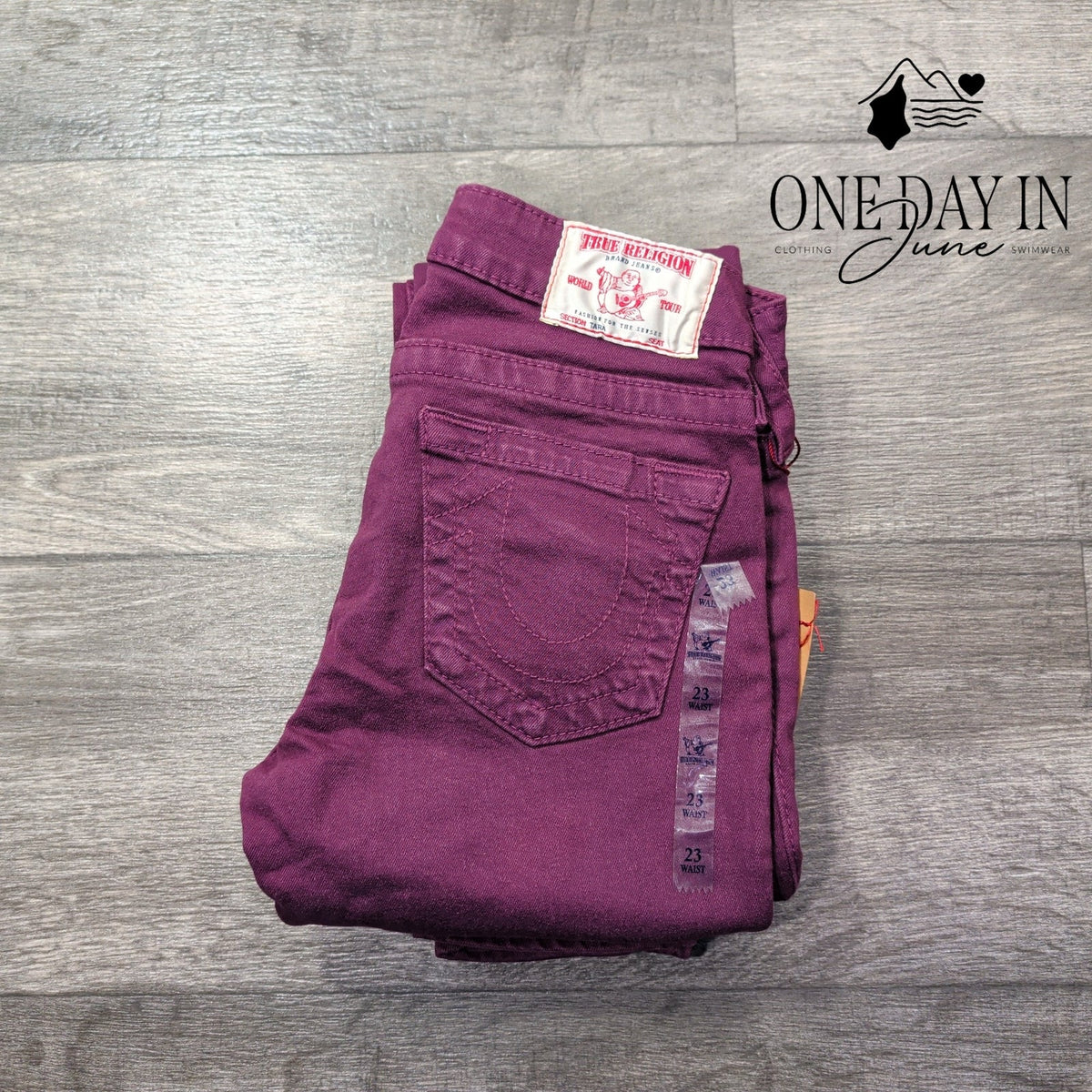 True Religion Tara Mid Rise Super Skinny Jeans Burgundy Purple NWT Size 00 (23)