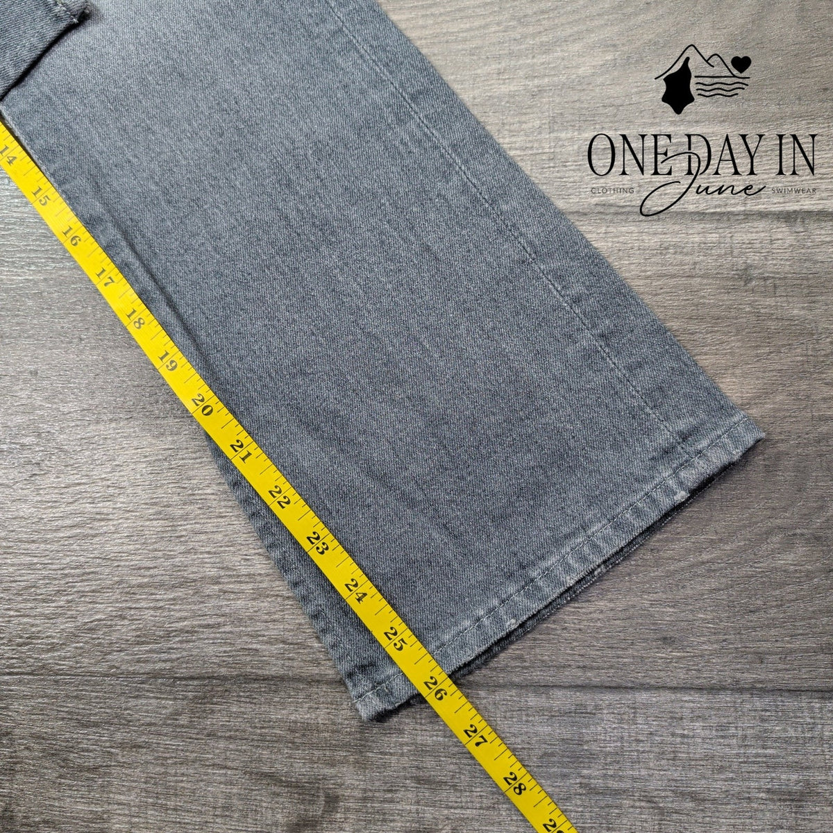 AG Adriano Goldschmied Jodi Crop High Rise Slim Flare Jeans Gray NWT Size 4 (27)