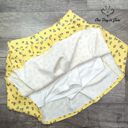So Pleated Mini Skort Yellow Floral Built In Shorts NWT Size S