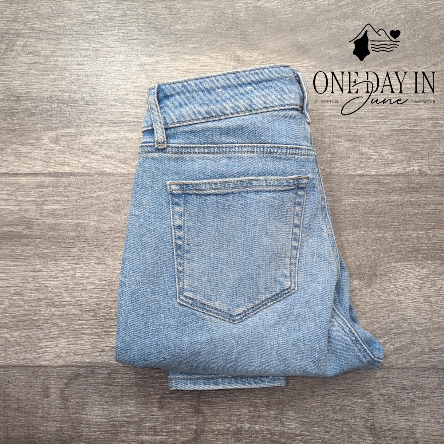 Loft Petite Curvy Skinny Ankle Jeans Size 2P