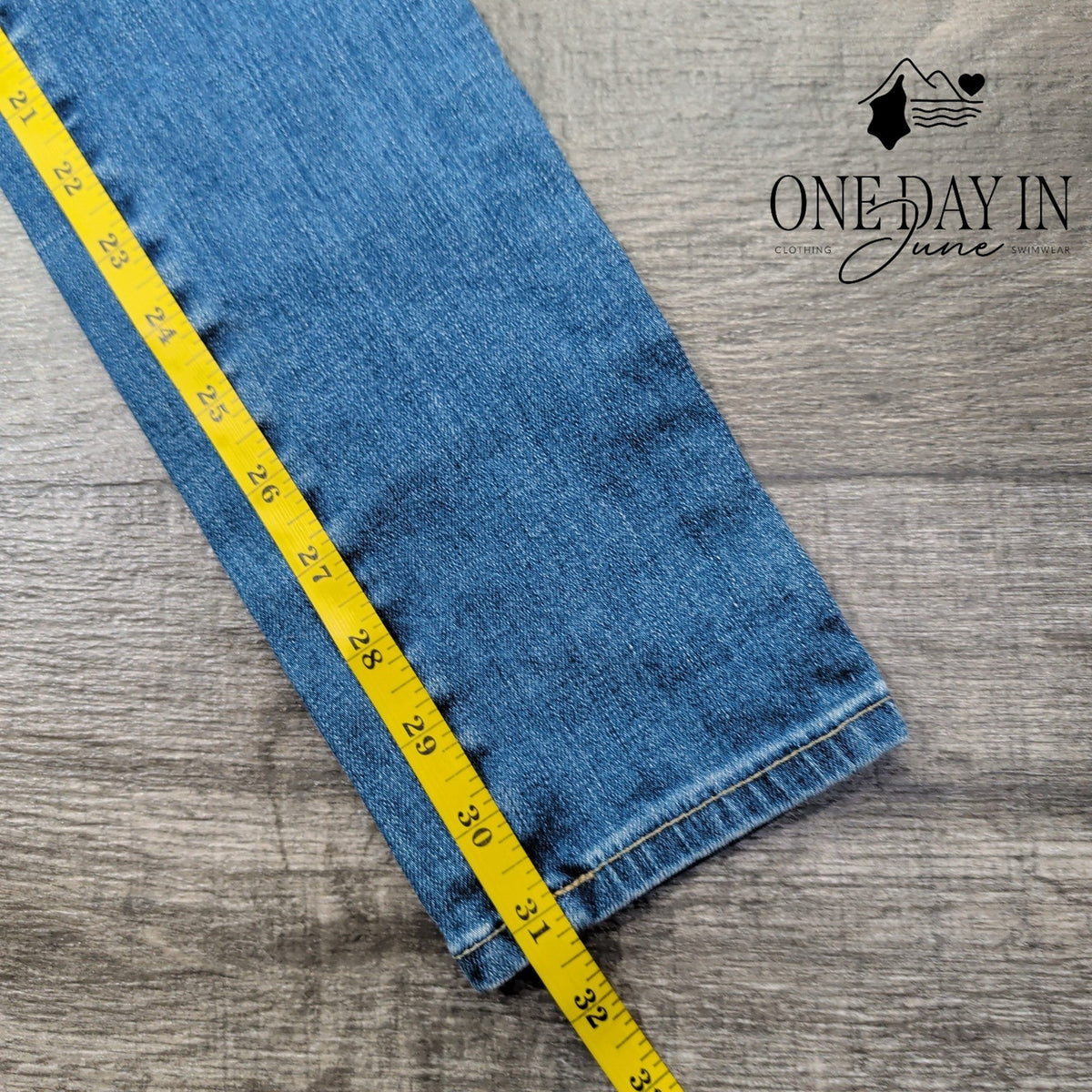 AG Adriano Goldschmied The Legging Super Skinny Jeans Blue NWT $215 Size 4 (27)