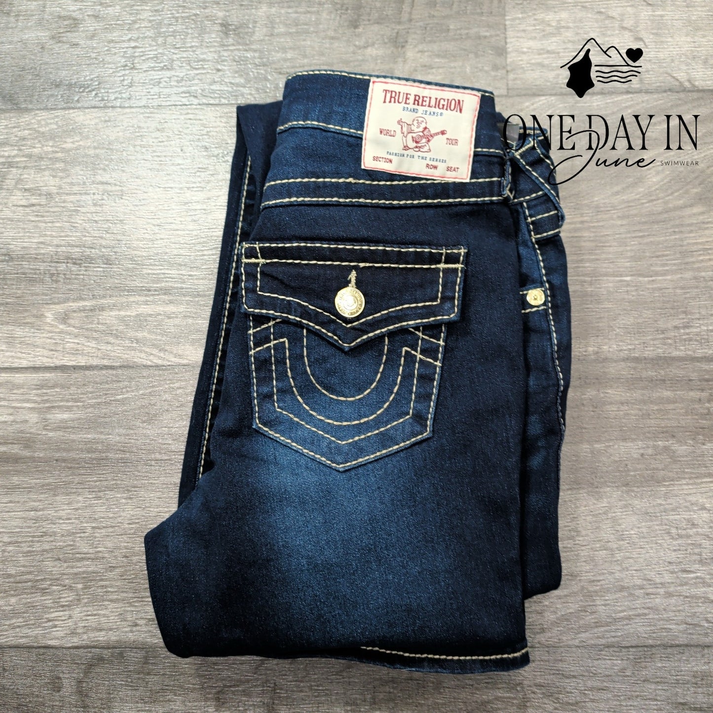 True Religion Becca Big T Flap Bootcut Jeans Dark Oak Wash NWT Size 8 (29)