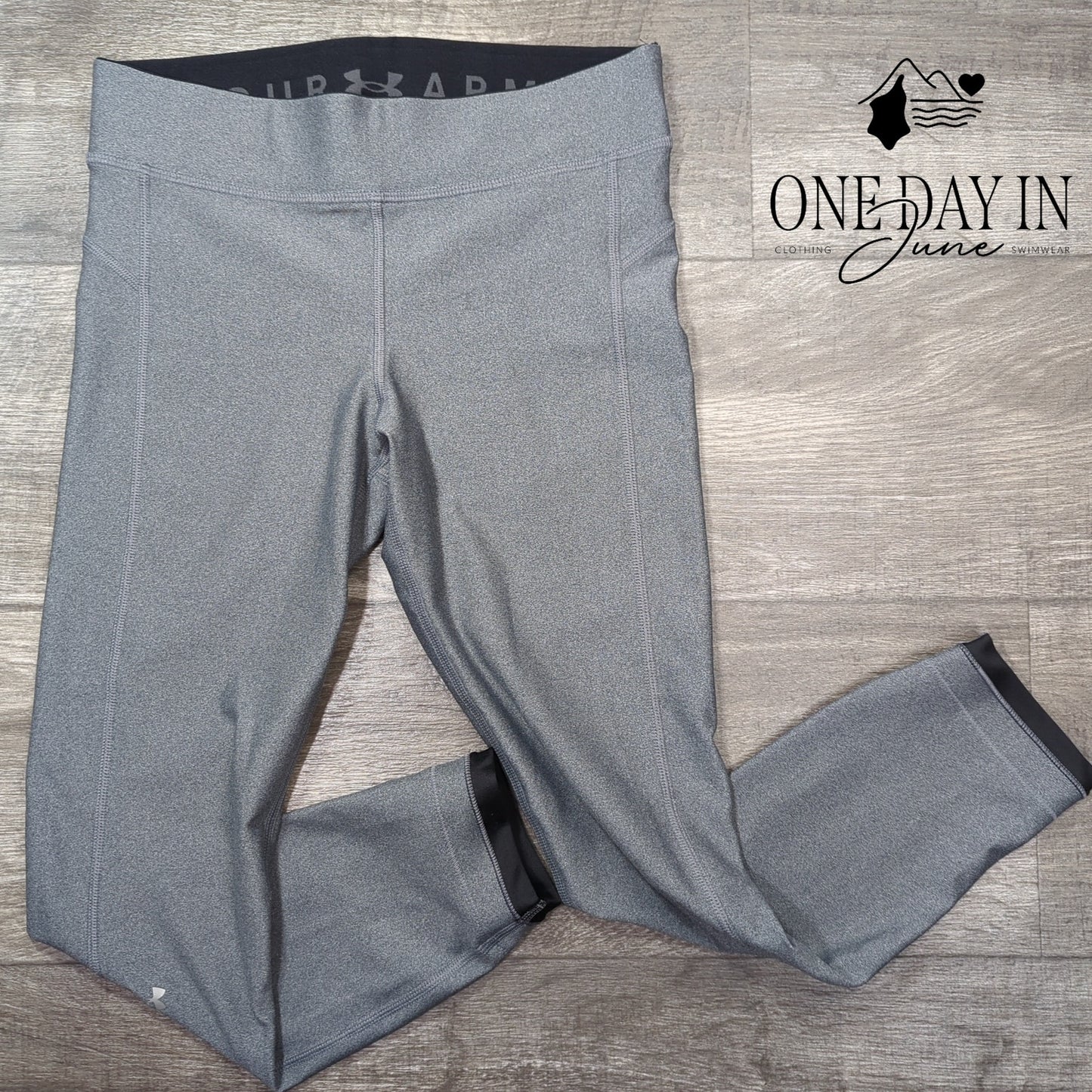Under Armour Cropped Leggings Size M