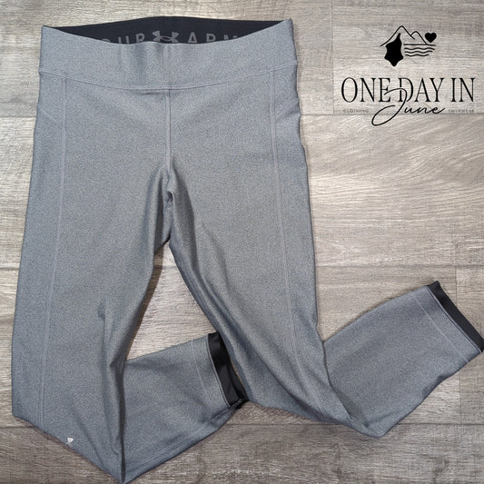Under Armour Cropped Leggings Size M