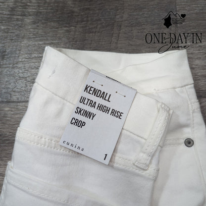 eunina Juniors Kendall Ultra High Rise Skinny Crop Jeans Size 1