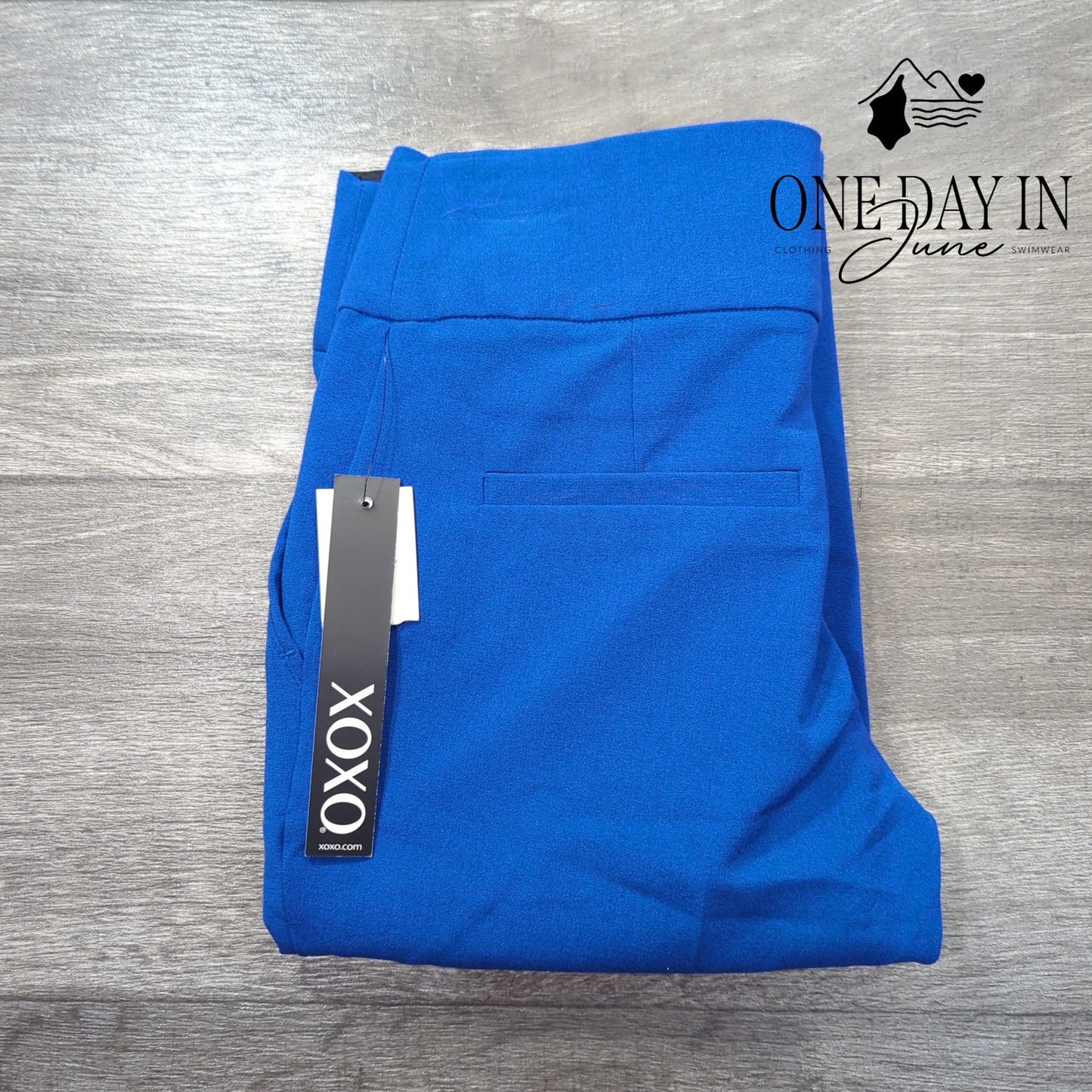 Xoxo Ankle Pants Size 6