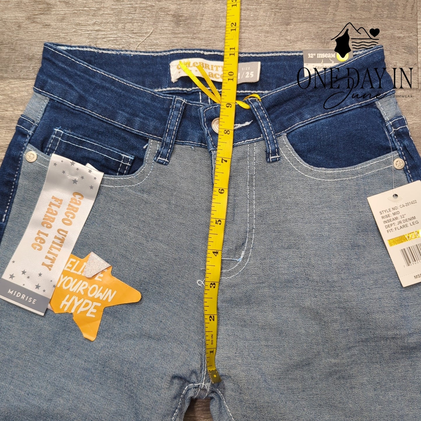 Celebrity Ace Juniors Cargo Utility Flare Leg Jeans Size 1