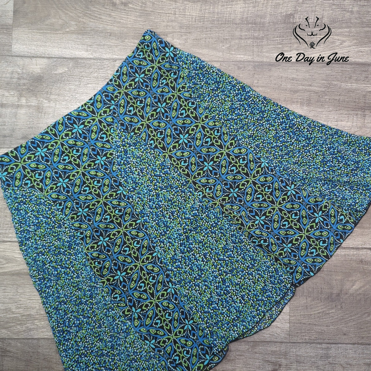 Nouveaux Mosaic Layered Skirt Blue Green Geometric Print NWT Size 16