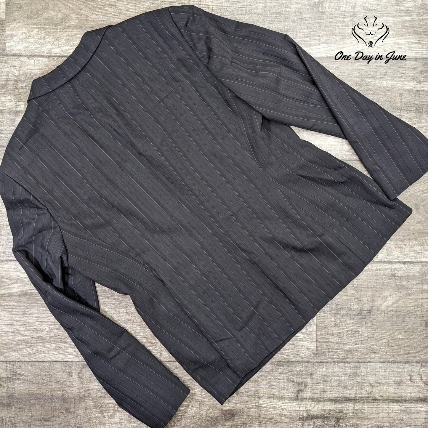 Jones New York Pin Stripe 3 Button Blazer Size 14